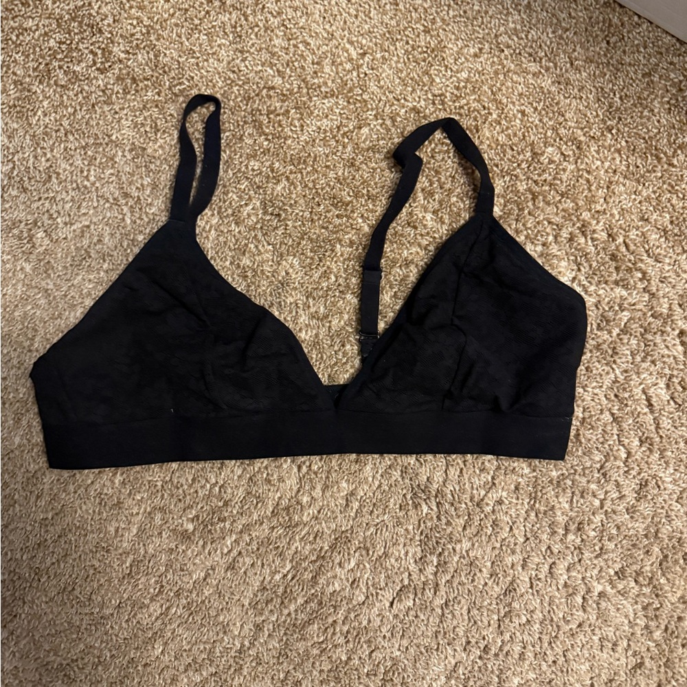 Old Navy Black Bralette no padding